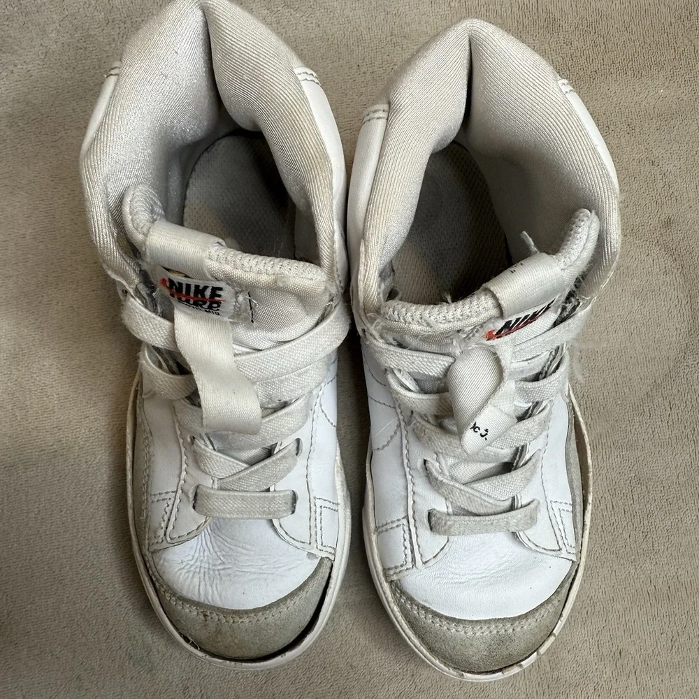 Nike Kids‎ Blazer Mid 77 white Size 11C Little Kids